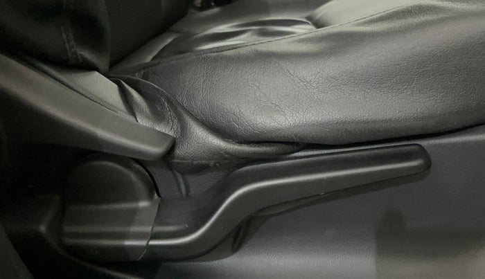 2019 Honda Amaze 1.2L I-VTEC VX CVT, CNG, Automatic, 63,328 km, Driver Side Adjustment Panel