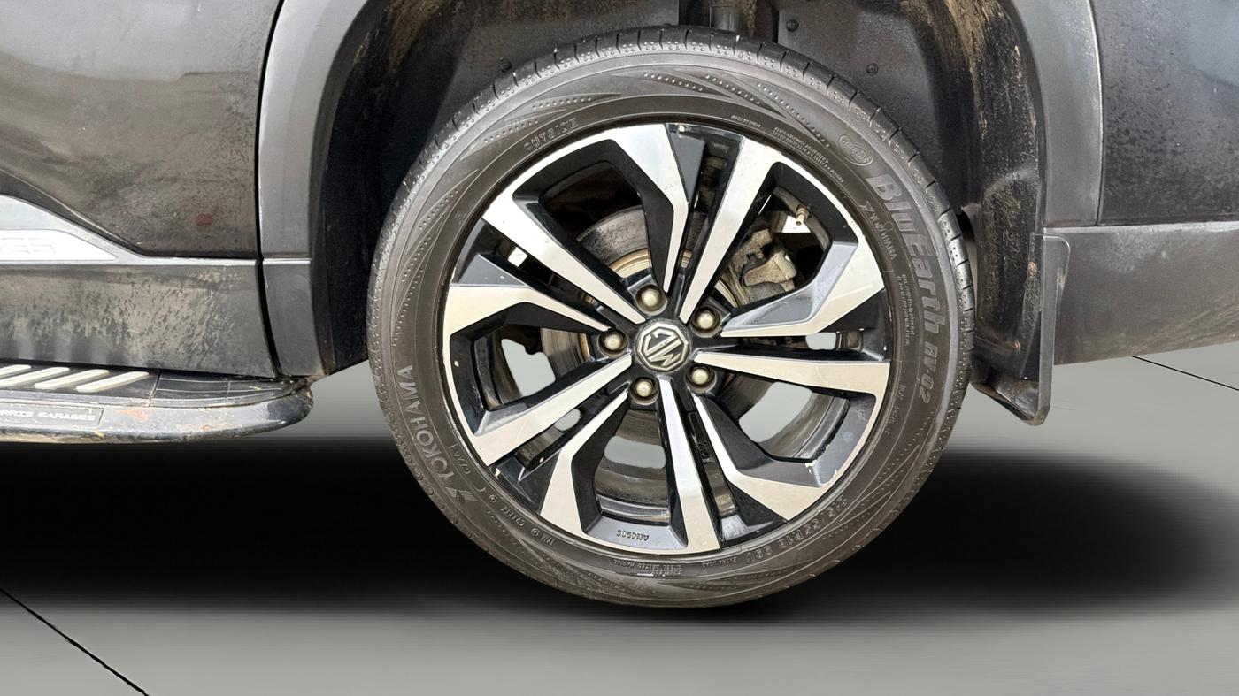 2023 MG HECTOR SHARP PRO 1.5 PETROL TURBO CVT PETROL, Petrol, Automatic, 53,128 km, Left Rear Wheel