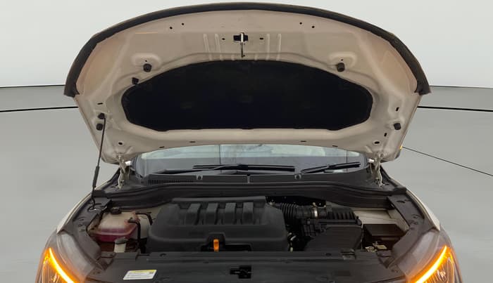 2024 Mahindra XUV700 AX 7 P AT 7 STR, Petrol, Automatic, 12,988 km, Open Bonet