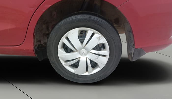 2018 Honda Amaze 1.2L I-VTEC S, Petrol, Manual, 88,500 km, Left Rear Wheel