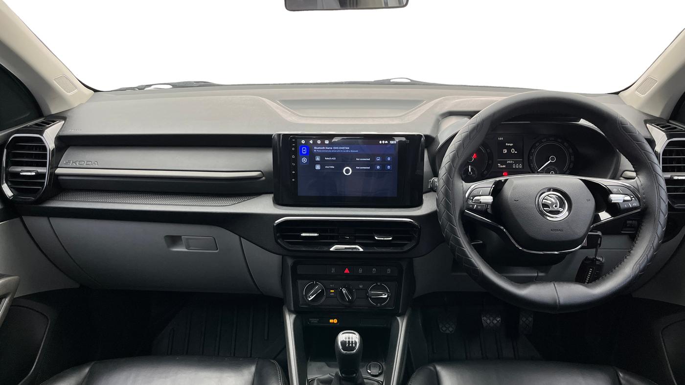 2025 Skoda Kylaq Signature, Petrol, Manual, 15,643 km, Dashboard