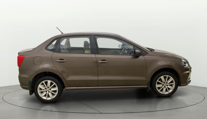 2016 Volkswagen Ameo HIGHLINE1.2L, Petrol, Manual, 41,933 km, Right Side View