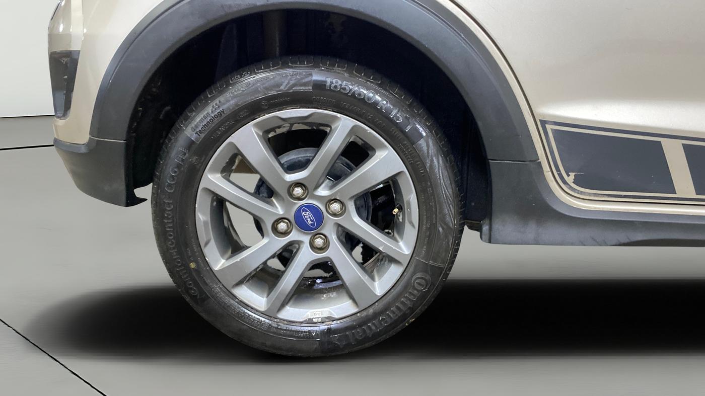 2018 Ford FREESTYLE TITANIUM 1.2 PETROL, Petrol, Manual, 65,836 km, Right Rear Wheel