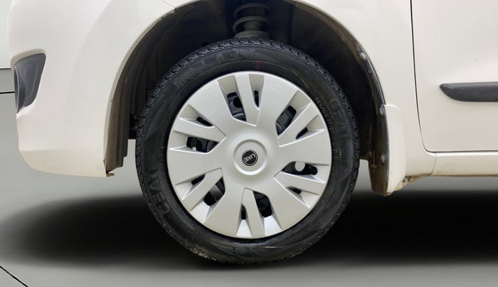 2017 Maruti Wagon R 1.0 VXI, Petrol, Manual, 35,781 km, Left Front Wheel