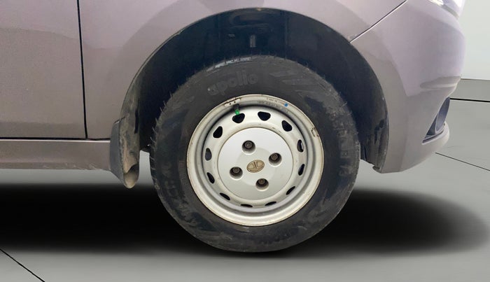 2017 Tata Tiago XM PETROL, Petrol, Manual, 79,649 km, Right Front Wheel