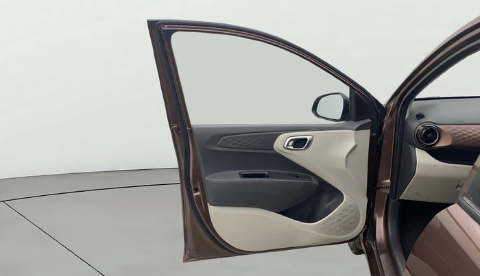 2021 Hyundai AURA SX 1.2, Petrol, Manual, 21,246 km, LHS Front Door