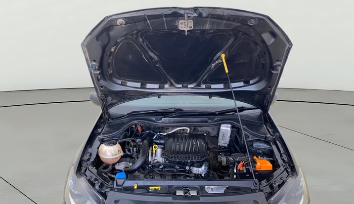 2018 Volkswagen Ameo HIGHLINE PLUS 1.0L 16 ALLOY, Petrol, Manual, 76,390 km, Open Bonet