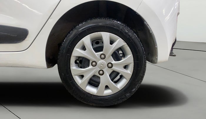 2016 Hyundai Grand i10 SPORTZ 1.2 KAPPA VTVT, Petrol, Manual, 40,629 km, Left Rear Wheel