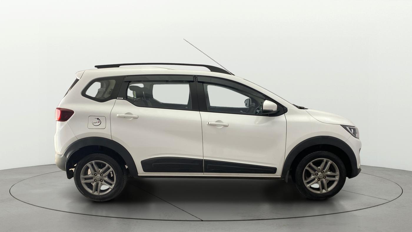 2021 Renault TRIBER RXZ AMT, Petrol, Automatic, 11,240 km, Right Side View