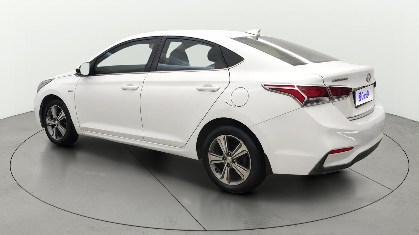 2017 Hyundai Verna 1.6 CRDI SX + AT, Diesel, Automatic, 84,157 km, Left Back Diagonal