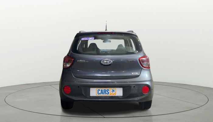 2017 Hyundai Grand i10 SPORTZ (O) AT 1.2 KAPPA VTVT, Petrol, Automatic, 77,839 km, Back/Rear