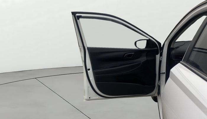 2021 Hyundai NEW I20 SPORTZ 1.2 AT, Petrol, Automatic, 21,650 km, LHS Front Door