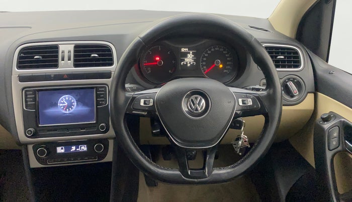 2016 Volkswagen Ameo HIGHLINE1.5L, Diesel, Manual, 93,203 km, Steering Wheel Close Up