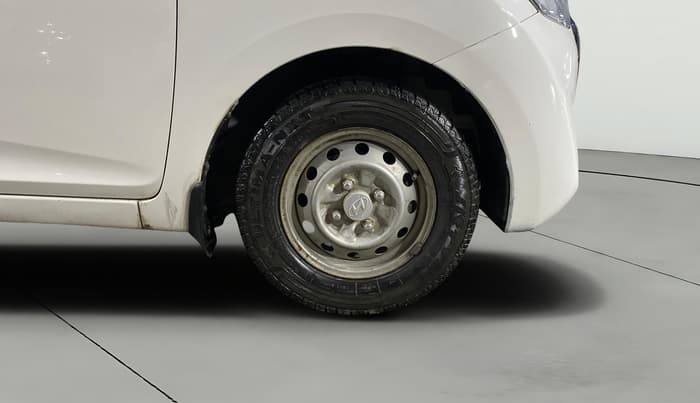 2013 Hyundai Eon ERA +, Petrol, Manual, 56,889 km, Right Front Wheel