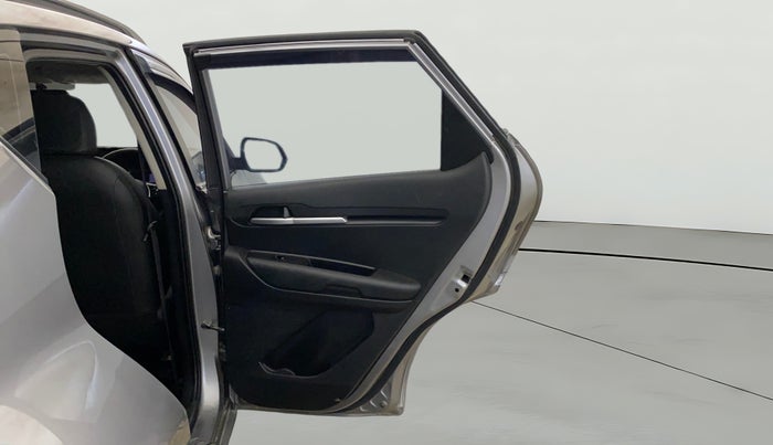 2020 KIA SONET HTK PLUS 1.0 IMT, Petrol, Manual, 76,349 km, RHS Rear Door