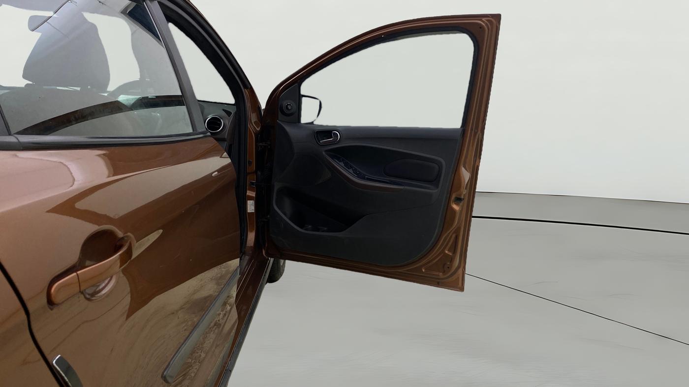 2019 Ford FREESTYLE TITANIUM PLUS 1.2 PETROL, Petrol, Manual, 58,390 km, RHS Front Door