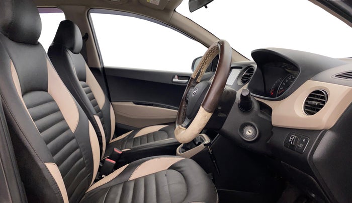 2019 Hyundai Grand i10 SPORTZ 1.2 KAPPA VTVT, CNG, Manual, 58,250 km, Right Side Front Door Cabin