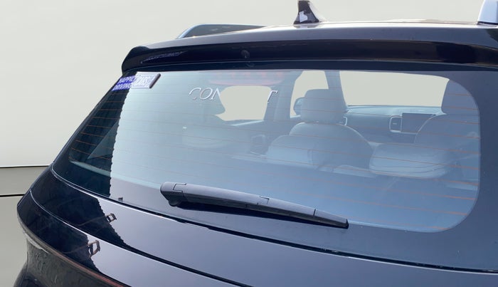 2024 Hyundai VENUE SX (O) 1.0 TURBO DCT DUAL TONE, Petrol, Automatic, 16,890 km, Rear Wiper