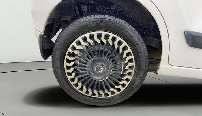 2016 Maruti Wagon R 1.0 VXI (O) AMT, Petrol, Automatic, 36,236 km, Right Rear Wheel