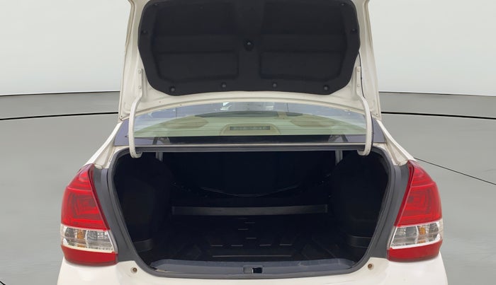 2018 Toyota Etios V PLATINUM, Petrol, Manual, 60,242 km, Boot Open Zoomed View