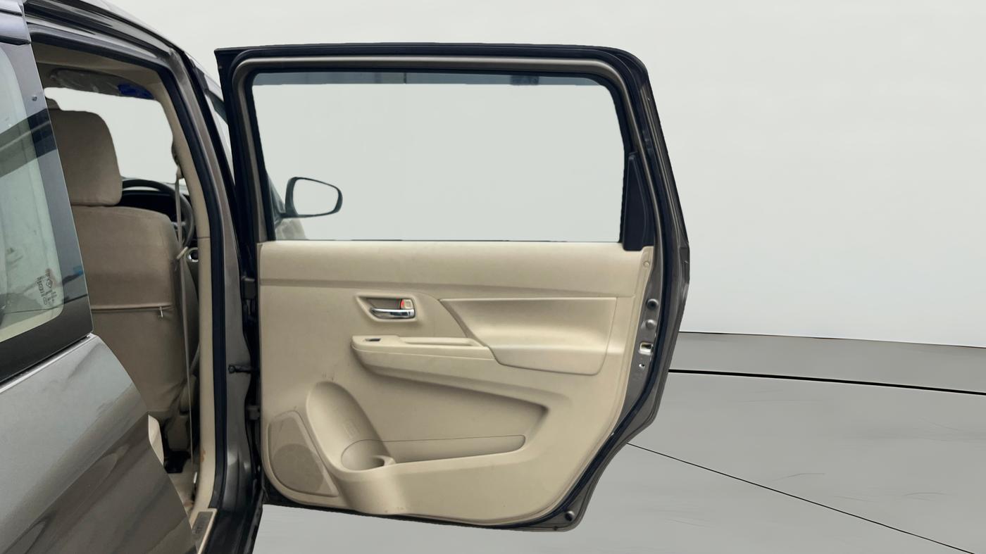 2021 Maruti Ertiga ZXI+ SHVS, Petrol, Manual, 43,146 km, RHS Rear Door