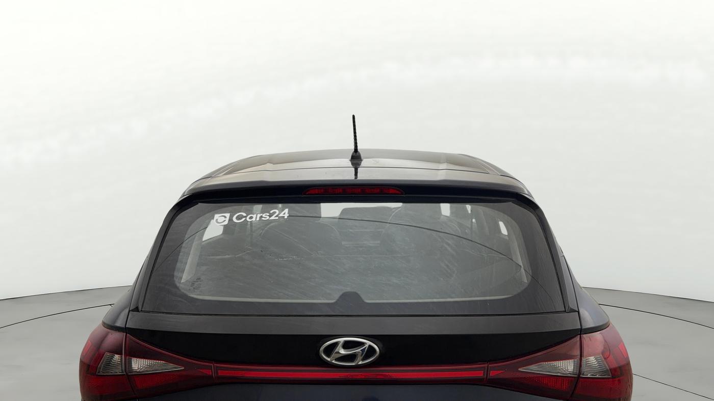 2022 Hyundai NEW I20 MAGNA 1.2 MT, Petrol, Manual, 37,032 km, Rear Windshield