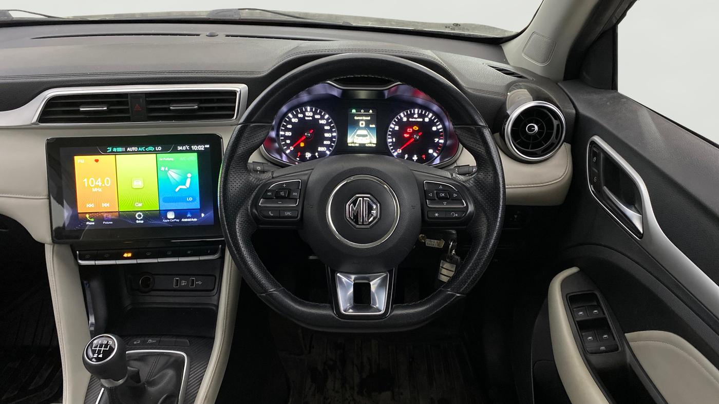 2023 MG ASTOR STYLE 1.5 MT, Petrol, Manual, 42,562 km, Steering Wheel Close Up
