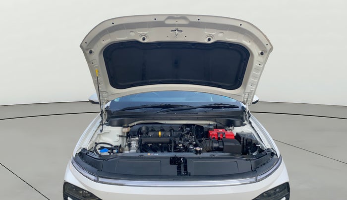 2023 Hyundai Verna SX 1.5 VTVT, Petrol, Manual, 8,525 km, Open Bonet