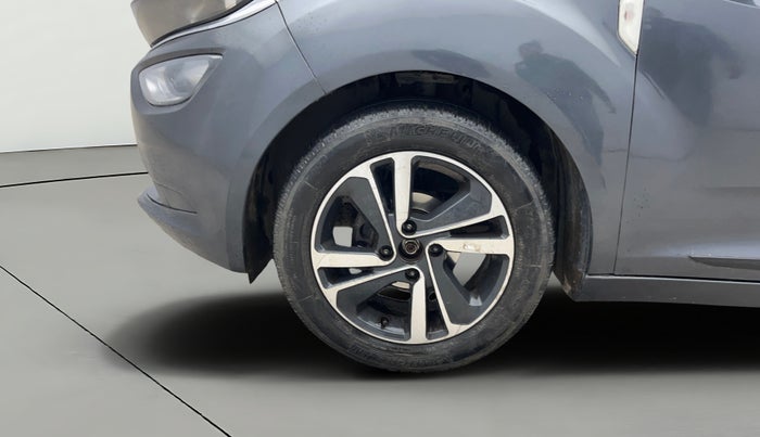 2021 Tata ALTROZ XZ PETROL, Petrol, Manual, 66,054 km, Left Front Wheel