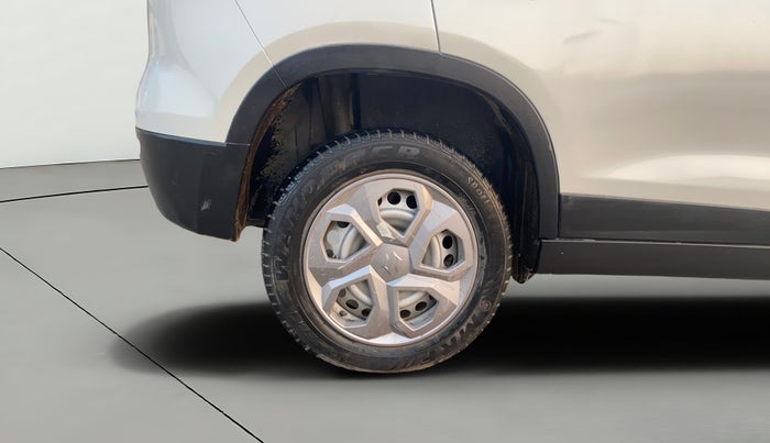 2022 Maruti Vitara Brezza LXI, Petrol, Manual, 56,114 km, Right Rear Wheel