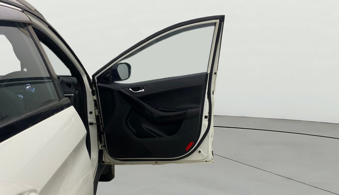 2023 Tata NEXON FEARLESS + SUNROOF DCA DUAL TONE 1.2 PETROL, Petrol, Automatic, 36,407 km, RHS Front Door