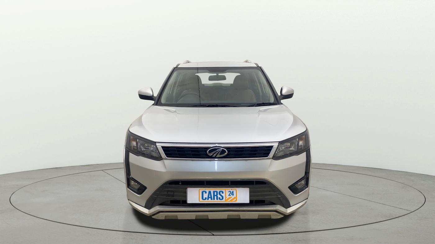 2019 Mahindra XUV300 W4 1.2 PETROL, Petrol, Manual, 76,449 km, Front