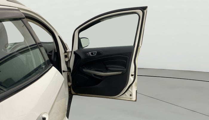 2018 Ford Ecosport TITANIUM + 1.5L PETROL AT, Petrol, Automatic, 73,777 km, RHS Front Door