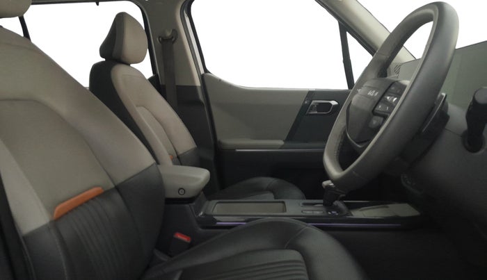 2025 KIA SYROS HTX Plus (O) 1.5 Diesel 6AT, Diesel, Automatic, 8,930 km, Right Side Front Door Cabin