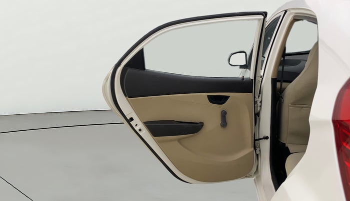 2014 Hyundai Eon ERA +, Petrol, Manual, 70,479 km, LHS Rear Door