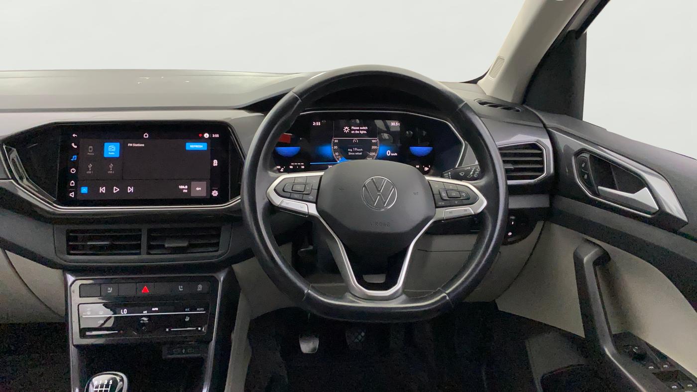 2022 Volkswagen TAIGUN TOPLINE 1.0 TSI MT, Petrol, Manual, 78,249 km, Steering Wheel Close Up