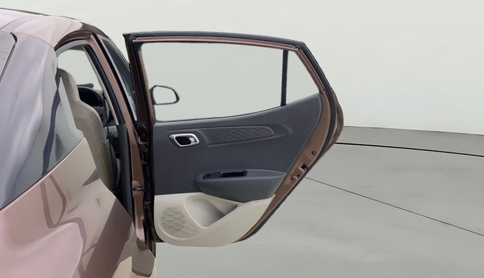 2020 Hyundai AURA SX 1.2, Petrol, Manual, 26,704 km, RHS Rear Door