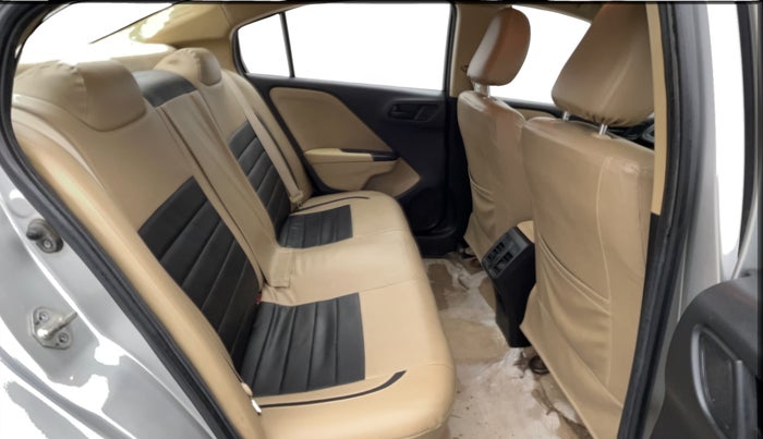 2016 Honda City 1.5L I-VTEC SV, Petrol, Manual, 64,710 km, Right Side Rear Door Cabin