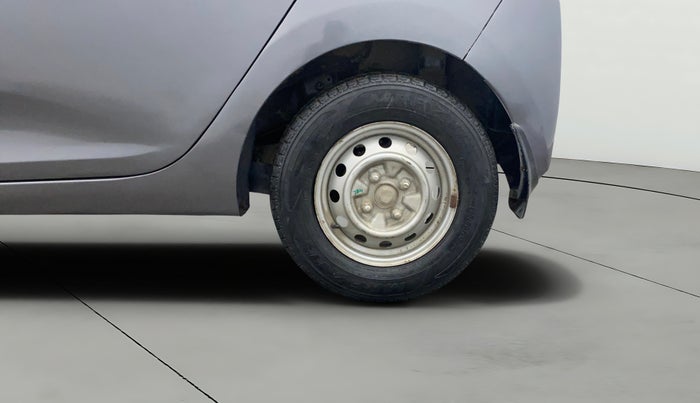 2015 Hyundai Eon ERA +, Petrol, Manual, 46,782 km, Left Rear Wheel