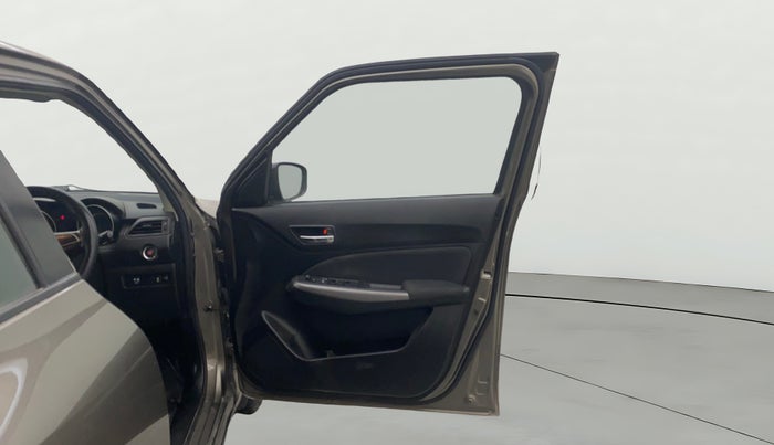 2023 Maruti Swift ZXI CNG, CNG, Manual, 38,643 km, RHS Front Door