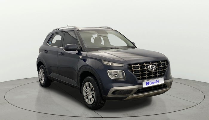 2021 Hyundai VENUE S 1.2, Petrol, Manual, 52,272 km, Right Front Diagonal