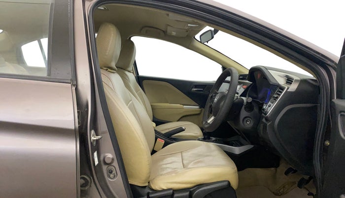 2016 Honda City 1.5L I-VTEC V MT, Petrol, Manual, 72,957 km, Right Side Front Door Cabin