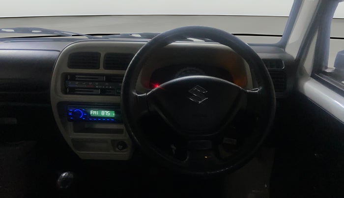 2022 Maruti Eeco 5 STR AC (O), Petrol, Manual, 26,571 km, Steering Wheel Close Up