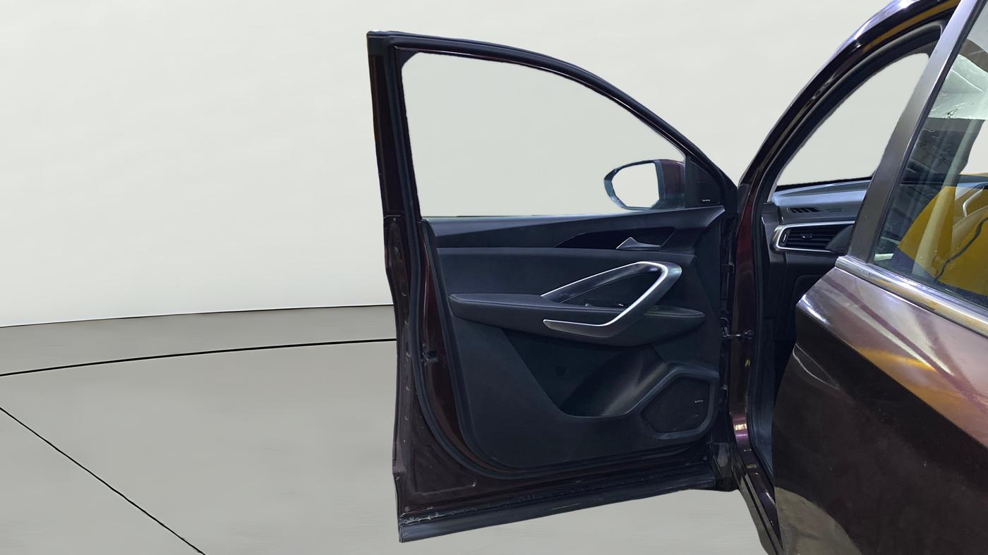 2019 MG HECTOR SHARP 1.5 DCT PETROL DUAL TONE, Petrol, Automatic, 60,658 km, LHS Front Door