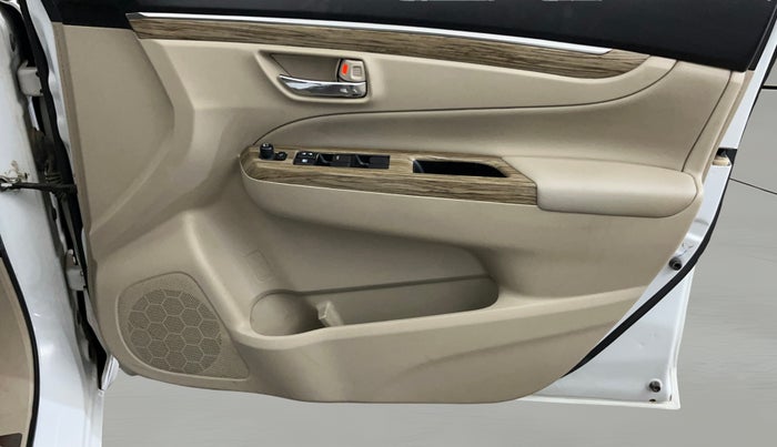 2019 Maruti Ciaz ALPHA 1.5 SHVS PETROL, Petrol, Manual, 68,499 km, Driver Side Door Panels Control
