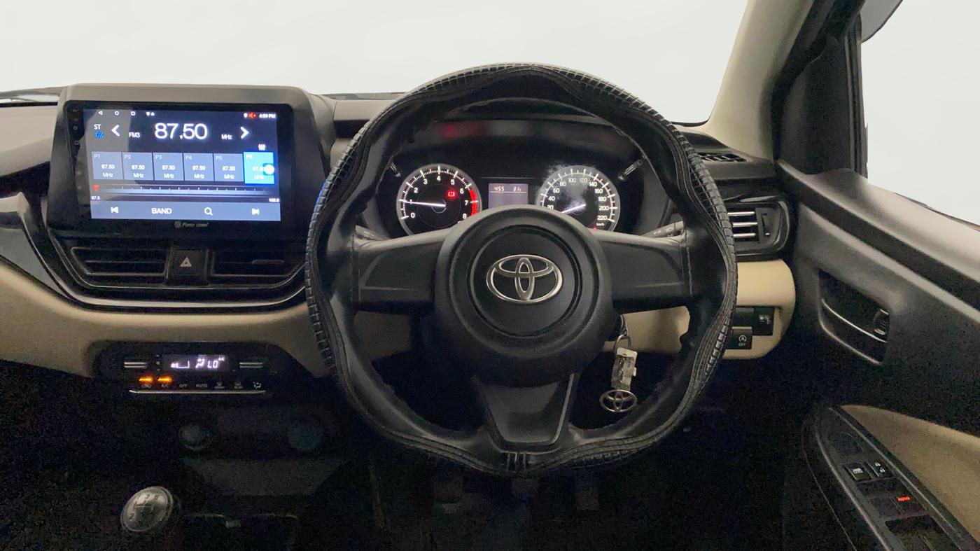2022 Toyota Glanza E, Petrol, Manual, 71,208 km, Steering Wheel Close Up