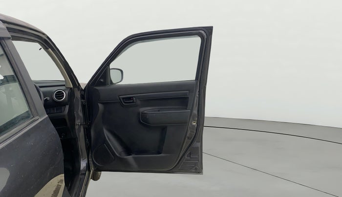 2020 Maruti S PRESSO VXI PLUS AMT, Petrol, Automatic, 39,345 km, RHS Front Door