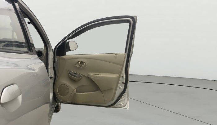 2014 Datsun Go T, Petrol, Manual, 47,056 km, RHS Front Door