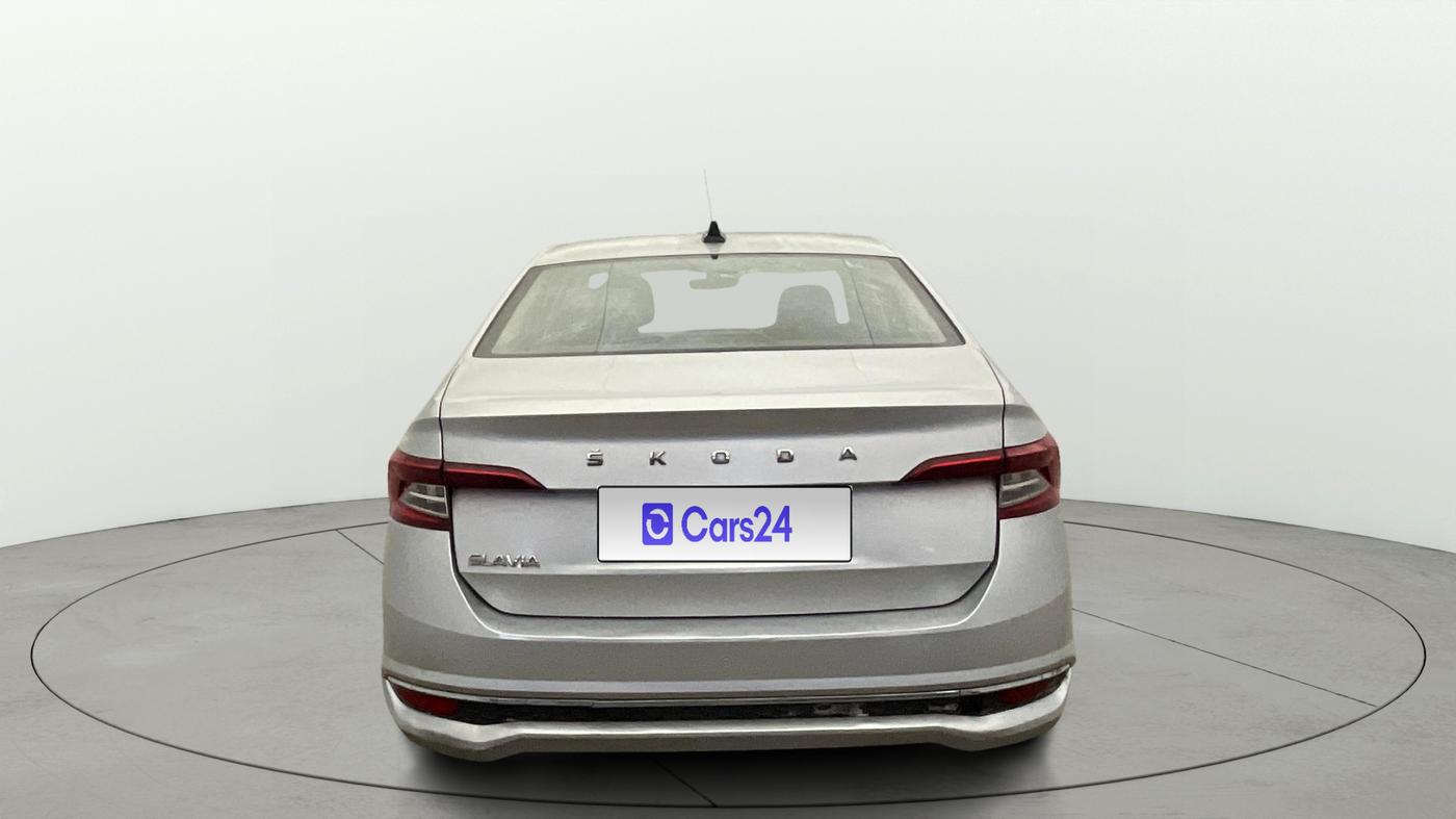 2022 Skoda SLAVIA STYLE 1.0L TSI MT, Petrol, Manual, 68,299 km, Back/Rear