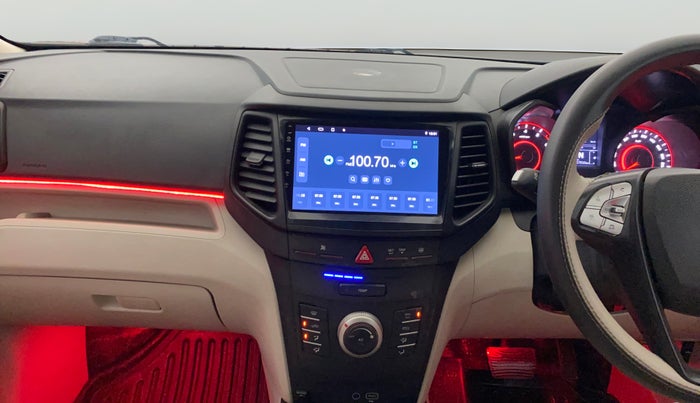 2021 Mahindra XUV300 W6 1.2 PETROL AMT, Petrol, Automatic, 17,711 km, Air Conditioner